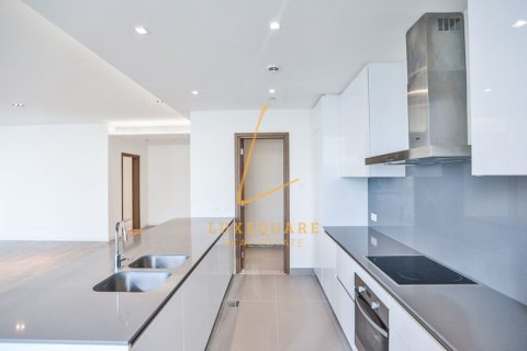 Apartment in Al Wasl, Dubai 3 bedrooms, 204 sq.m. № 141829 - photo 9