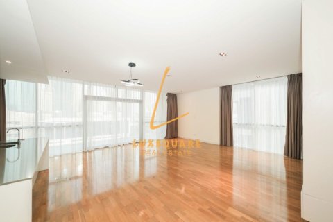 Квартира в Аль-Васле, Дубай, 3 спальни, 204м², № 141829