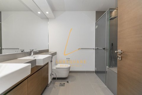 Apartment in Al Wasl, Dubai 3 bedrooms, 204 sq.m. № 141829 - photo 13