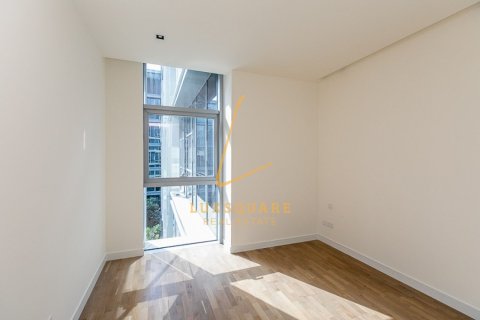 Apartment in Al Wasl, Dubai 3 bedrooms, 204 sq.m. № 141829 - photo 18