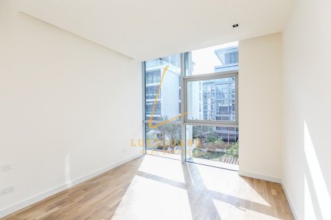 Apartment in Al Wasl, Dubai 3 bedrooms, 204 sq.m. № 141829 - photo 15