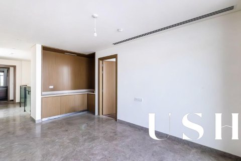 Villa in Al Furjan, Dubai 4 bedrooms, 575 sq.m. № 46747 - photo 9
