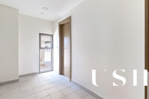 Villa in Al Furjan, Dubai 4 bedrooms, 575 sq.m. № 46747 - photo 30