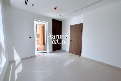 Townhouse in Jumeirah Village Circle, Dubai 4 bedrooms, 286 sq.m. № 137592 - photo 12