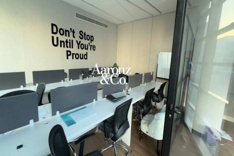 Office in Business Bay, Dubai 103 sq.m. № 137591 - photo 8
