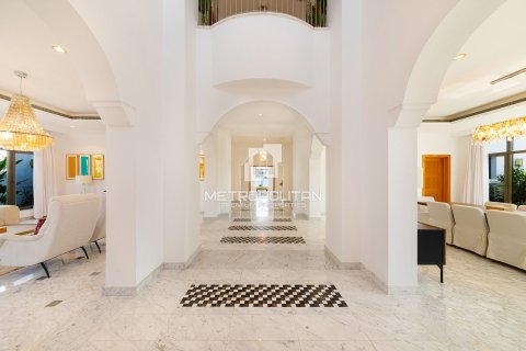 Снять в аренду виллу в Signature Villas, Пальма Джумейра, Дубай: 5 спален, 1245м², № 73154 - фото 11