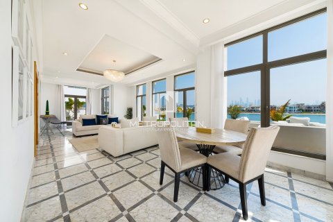 Снять в аренду виллу в Signature Villas, Пальма Джумейра, Дубай: 5 спален, 1245м², № 73154 - фото 9
