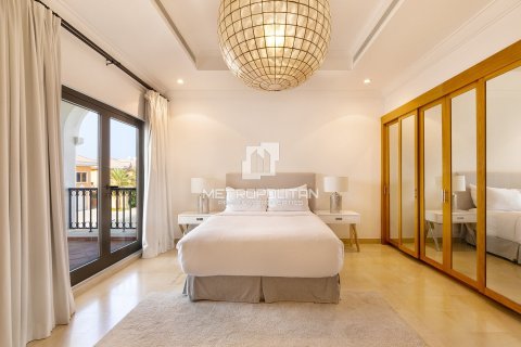 Снять в аренду виллу в Signature Villas, Пальма Джумейра, Дубай: 5 спален, 1245м², № 73154 - фото 28