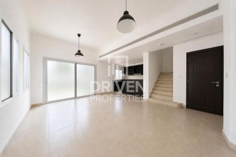 Villa en Casa Viva, Serena, Dubai, 3 dormitorios, 254.83 m², № 140975 - foto 3