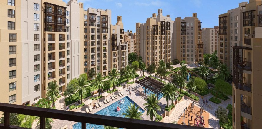 Квартира в Умм-Сукейме, Дубай, 4 спальни, 250м², № 97072