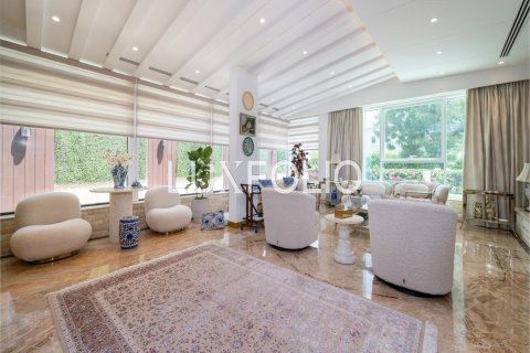 Villa en Motor City, Dubai, 5 dormitorios, 753 m², № 45980 - foto 7