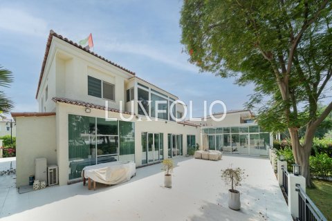 Villa à Motor City, Dubai, 5 chambres, 753 m², № 45980
