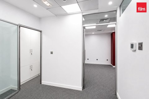 Bureau à Dubai, 133.4 m², № 133171 - photo 6