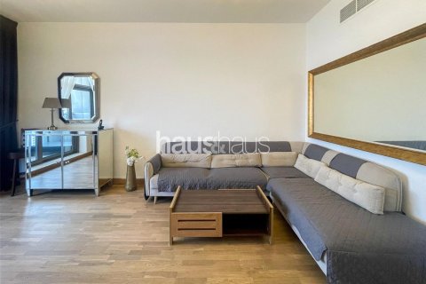 Apartment in Jumeirah Lake Towers, Dubai 2 bedrooms, 150 sq.m. № 45251 - photo 11