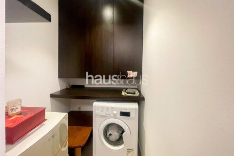 Apartment in Jumeirah Lake Towers, Dubai 2 bedrooms, 150 sq.m. № 45251 - photo 16