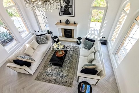 Villa in Arabian Ranches, Dubai 4 bedrooms, 321 sq.m. № 45255 - photo 7