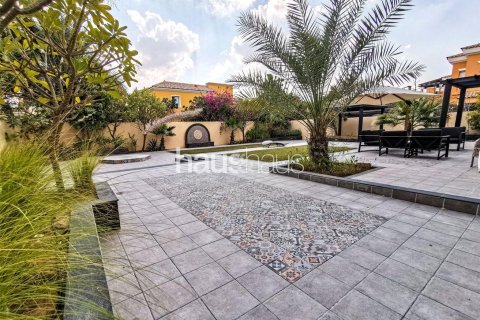 Villa in Arabian Ranches, Dubai 4 bedrooms, 321 sq.m. № 45255 - photo 10