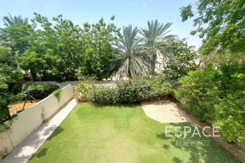 Villa en The Springs, Dubai, 3 dormitorios, 209 m², № 122807 - foto 13
