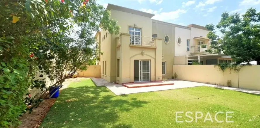 Villa en The Springs, Dubai, 3 dormitorios, 209 m², № 122807