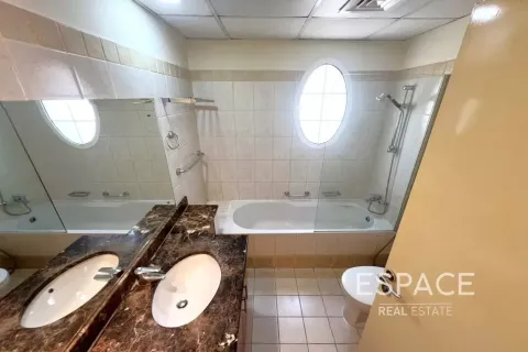 Villa en The Springs, Dubai, 3 dormitorios, 209 m², № 122807 - foto 11