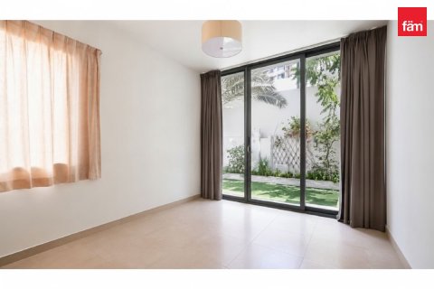 Townhouse in Jebel Ali, Dubai 4 bedrooms, 307.4 sq.m. № 141637 - photo 4