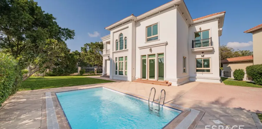Villa in Jumeirah Islands, Dubai 4 bedrooms, 481 sq.m. № 122971