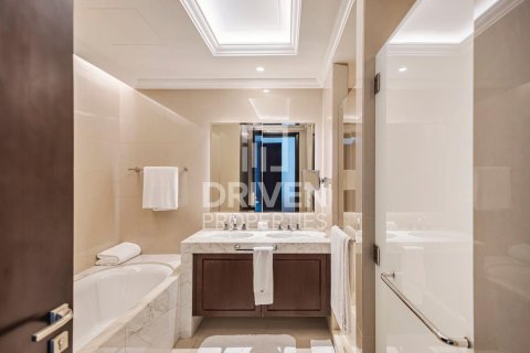 Снять в аренду квартиру в The Address Residence Fountain Views, Даунтаун Дубай (Даунтаун Бурдж Дубай), Дубай: 2 спальни, 146.79м², № 128502 - фото 14