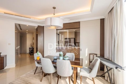 Снять в аренду квартиру в The Address Residence Fountain Views, Даунтаун Дубай (Даунтаун Бурдж Дубай), Дубай: 2 спальни, 146.79м², № 128502 - фото 4