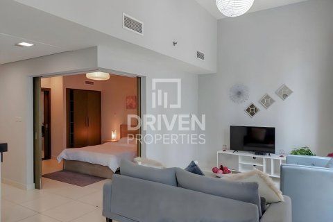 Снять в аренду квартиру в The Lofts, Даунтаун Дубай (Даунтаун Бурдж Дубай), Дубай: 1 спальня, 83.52м², № 128505 - фото 8