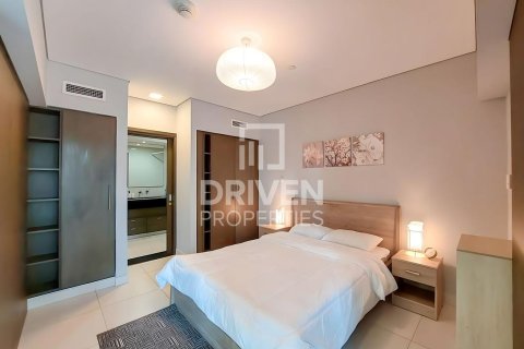 Снять в аренду квартиру в The Lofts, Даунтаун Дубай (Даунтаун Бурдж Дубай), Дубай: 1 спальня, 83.52м², № 128505 - фото 3