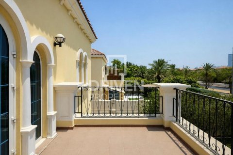 فيلا في Jumeirah Park, دبي 3 غرف نوم, 627.47 م² رقم 137039 - صورة 24