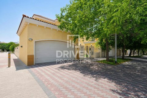 فيلا في Jumeirah Park, دبي 3 غرف نوم, 627.47 م² رقم 137039 - صورة 29