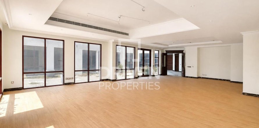 Villa à Signature Villas, Palm Jumeirah, Dubai, 5 chambres, 1261.53 m², № 140163