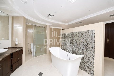 Villa à Signature Villas, Palm Jumeirah, Dubai, 5 chambres, 1261.53 m², № 140164 - photo 23