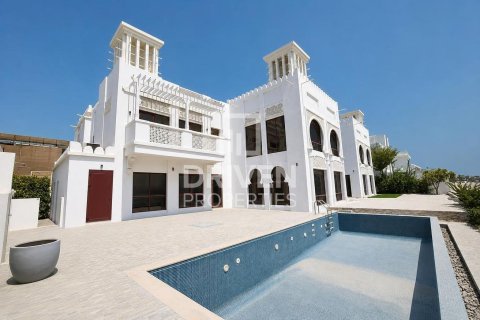 Villa à Signature Villas, Palm Jumeirah, Dubai, 5 chambres, 1261.53 m², № 140164