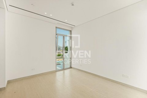 Villa in Jumeirah Park, Dubai 5 bedrooms, 704.3 sq.m. № 140169 - photo 9