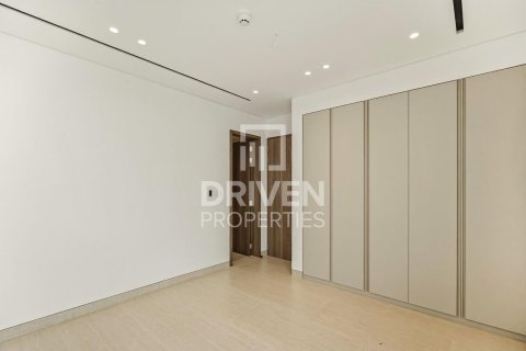Villa in Jumeirah Park, Dubai 5 bedrooms, 704.3 sq.m. № 140169 - photo 15