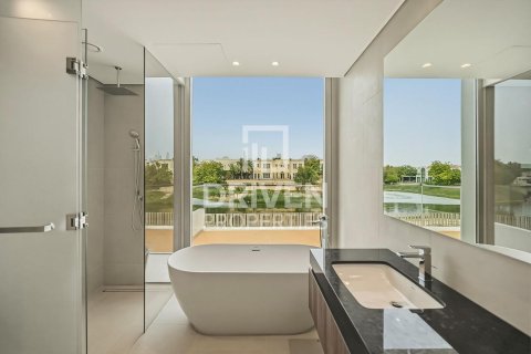 Villa in Jumeirah Park, Dubai 5 bedrooms, 704.3 sq.m. № 140169 - photo 26