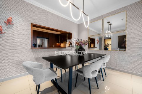 Apartment in Boulevard Point, Downtown Dubai (Downtown Burj Dubai), Dubai 3 bedrooms, 194 sq.m. № 72842 - photo 5