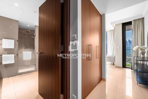 Apartment in Boulevard Point, Downtown Dubai (Downtown Burj Dubai), Dubai 3 bedrooms, 194 sq.m. № 72842 - photo 11