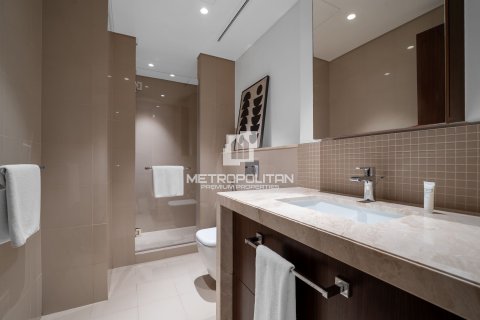 Apartment in Boulevard Point, Downtown Dubai (Downtown Burj Dubai), Dubai 3 bedrooms, 194 sq.m. № 72842 - photo 12
