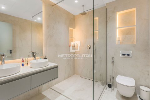 Apartamento en Vida Residences Dubai Marina, Dubai Marina, Dubai, 2 dormitorios, 107 m², № 72908 - foto 21