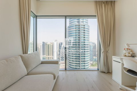 Apartamento en Vida Residences Dubai Marina, Dubai Marina, Dubai, 2 dormitorios, 107 m², № 72908 - foto 10