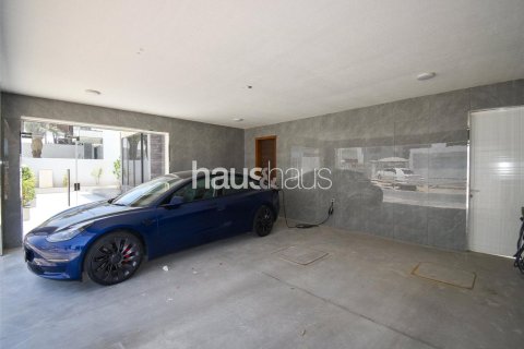Villa in Al Furjan, Dubai 5 bedrooms, 606 sq.m. № 43823 - photo 17