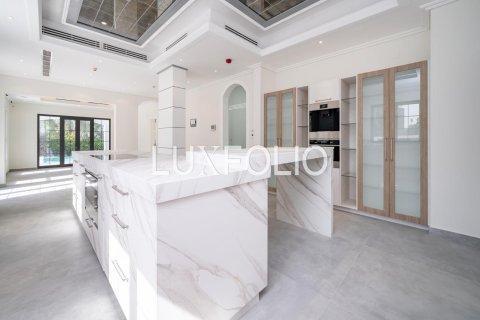 Купить виллу в Джумейра Гольф Эстейтс, Дубай: 6 спален, 1326м², № 45542 - фото 14
