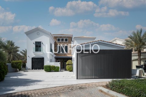 Villa à Jumeirah Golf Estates, Dubai, 6 chambres, 1326 m², № 45542