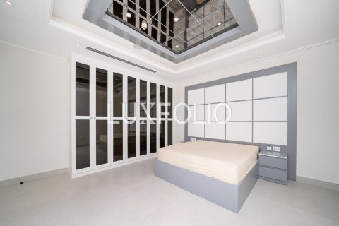 Купить виллу в Джумейра Гольф Эстейтс, Дубай: 6 спален, 1326м², № 45542 - фото 19
