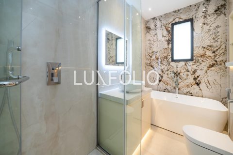 Купить виллу в Джумейра Гольф Эстейтс, Дубай: 6 спален, 1326м², № 45542 - фото 10