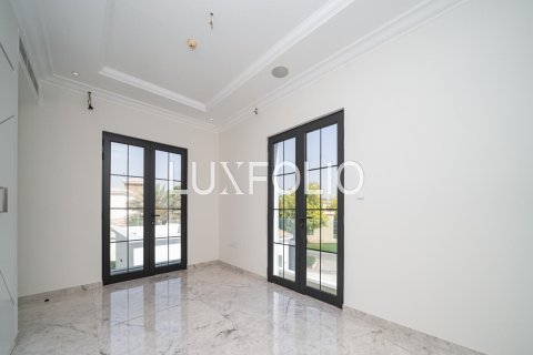 Купить виллу в Джумейра Гольф Эстейтс, Дубай: 6 спален, 1326м², № 45542 - фото 24