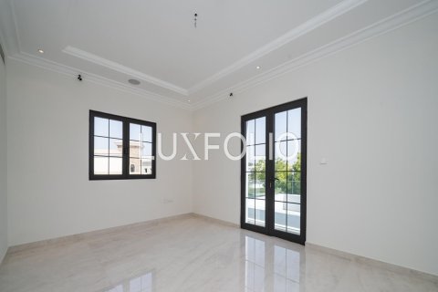 Купить виллу в Джумейра Гольф Эстейтс, Дубай: 6 спален, 1326м², № 45542 - фото 29